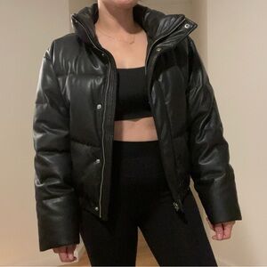 NWOT-Abercrombie & Fitch Women's Ultra Puffer - Vegan Leather, size small
